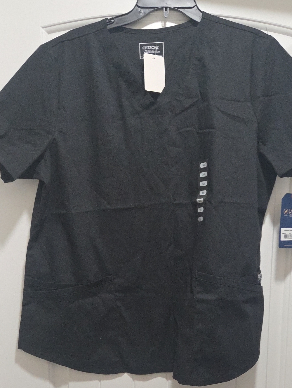 Cherokee Black Short Sleeve V-Neck Scrub Top.  Unisex